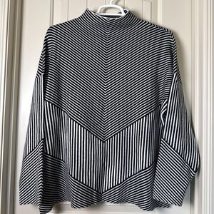 Tahari Black & White Chevron Mock Neck Relaxed Sweater Women's 2X Career Holiday